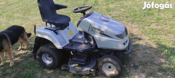 fűnyíró traktor fűnyírótraktor 