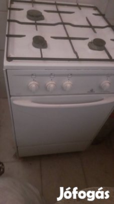 gáz tűzhely sżép állapotu alig volt használva tele gázpalackal