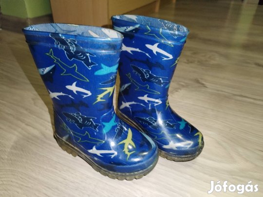 gumicsizma 23-as