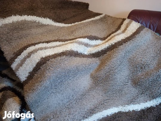 gyapjú suba szőnyeg keveset hasznalt