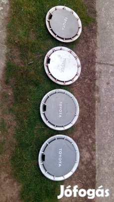 gyári Toyota dísztárcsa 