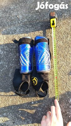 gyerek sípcsontvédő