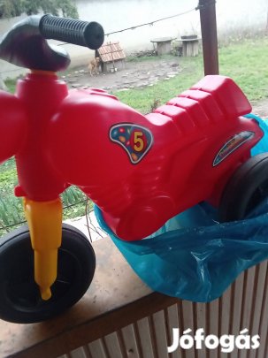 gyermek jármű 