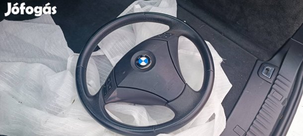 gyönyörű állapotú gyári BMW kormány légzsákkal együtt 