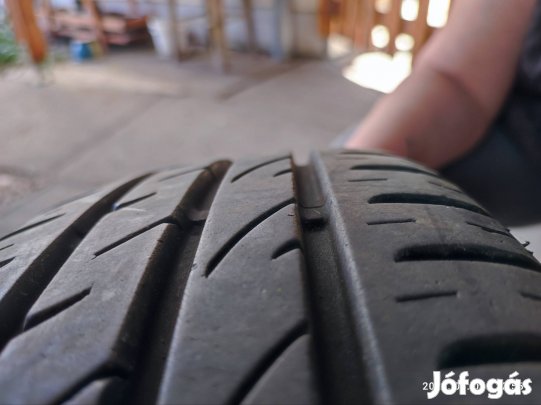 használt gumiabroncs, felnivel 