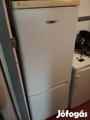 használt kombinált hűtőszekrény.