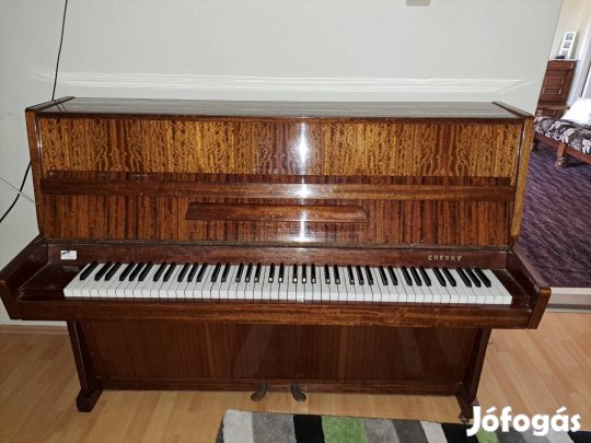 használt pianinó