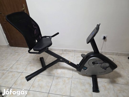 háttámlás Szobabicikli