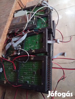 hirdető tábla világító panelek 