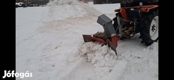 hótoló hómaró kardán hajtásal.