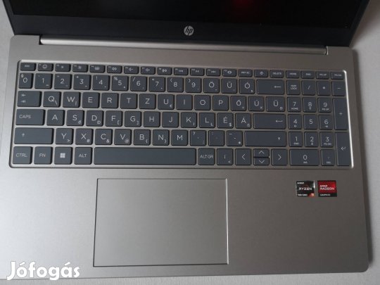 hp laptop 5 hónapos