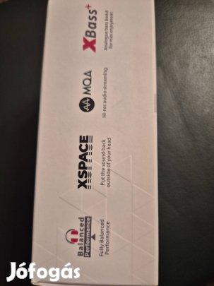 iFi GO bar hordozható USB DAC és fejhallgató-erősítő. 