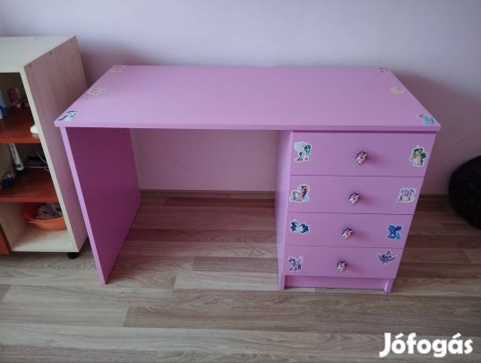 íróasztal megkímélt 