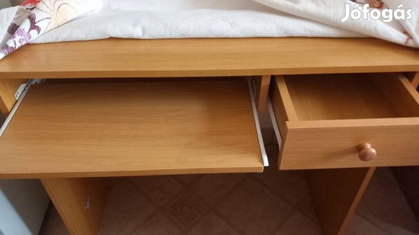 írógép/ számítógép asztal