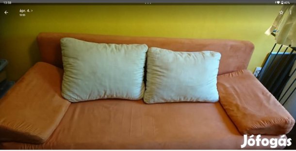 kanapé narancssárga