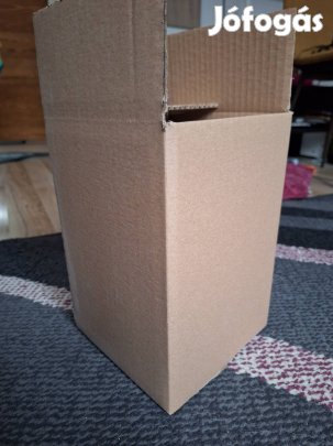 karton doboz szállításhoz - kötegelve