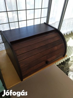 kenyér tartó fából