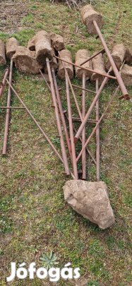 kerítés oszlop, szőlő kordon