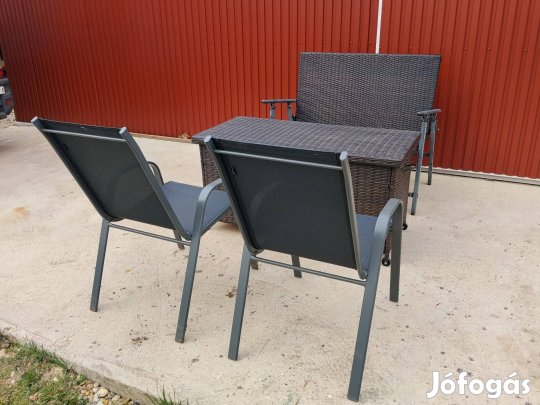kerti bútor garnitúra femvazas műrattan Szek asztal kertibútor