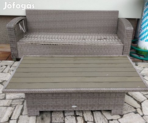 kerti kanape +asztal 