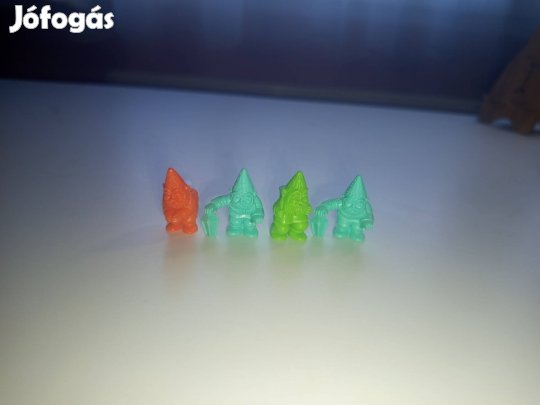 kertitörpek különböző színben 