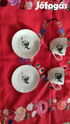 két darabos lovas motivummal díszített kávés-teás készlet