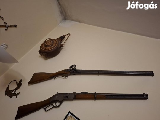 kettő darab dísztárgy vadászpuska eladó