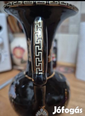 kézzel festett görög váza