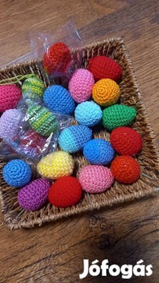 kicsi méretben horgolt tojás dekoráció 