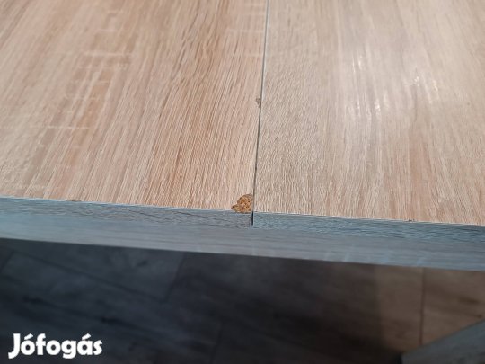 kihúzható étkezőasztal 