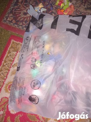 kis figurák vegyesen