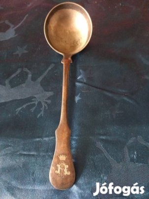 kis merőkanál címeres