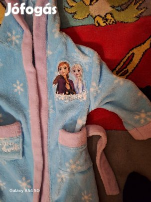 köntös kislány Jégvarázs 