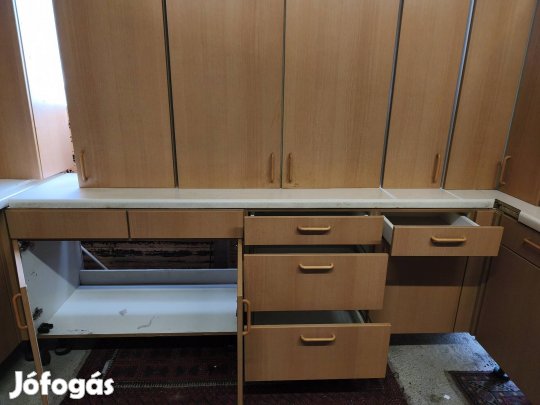 konyhabútor 
