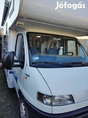 lakóautó eladó!
