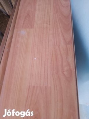 laminált padló eladó .