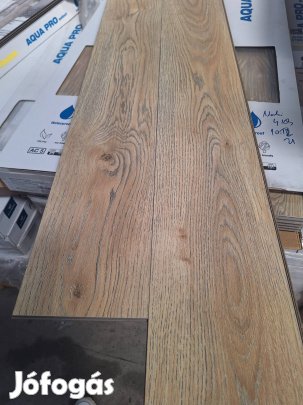 laminált padló,parketta vízálló