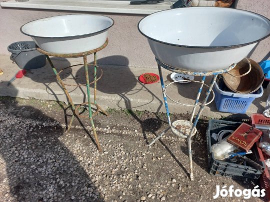 lavórtartó lavórral