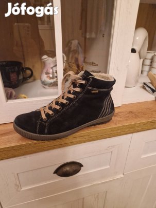 legero vizálló bőrcsizma! 39.