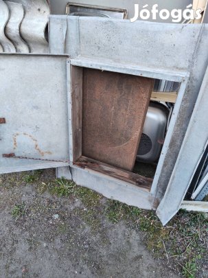 lemez tető kibúvó eladó 