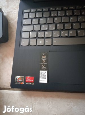 lenovo új laptop AMD 7 gyors proci val 1 év gari
