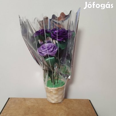 lila rózsa kosár 