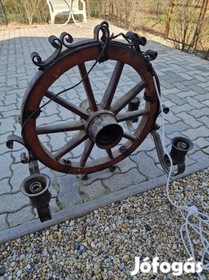 lovaskocsi kerék csillár eladó,kovácsoltvas elemekkel 