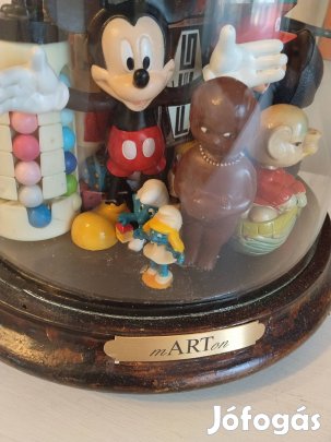 m ART on Dioráma beépités