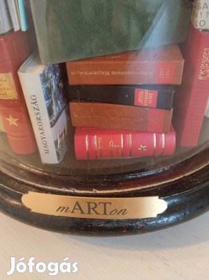 m ART on Dioráma beépítés