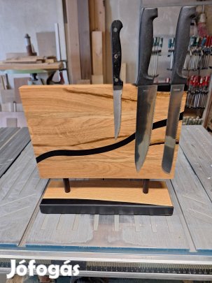 mágneses késtartó