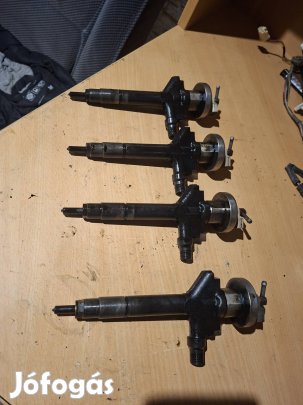 mazda 2003 2.0diesel 136le porlasztók