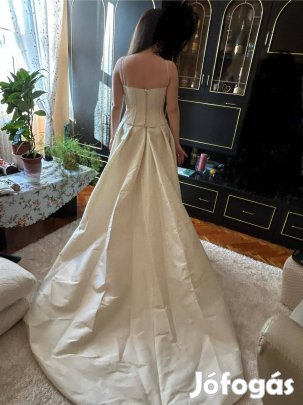 menyasszonyi ruha 2 részes, uszályos