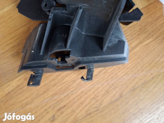 mercedes sprinter 906  bajuszléc rögzítő