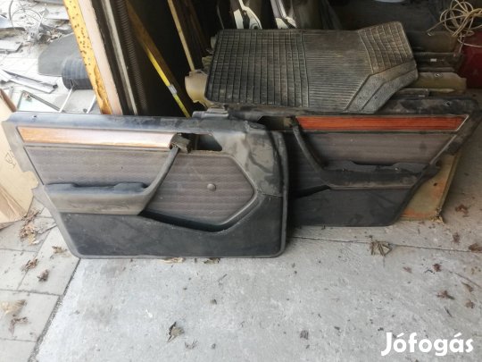 mercedes w124 első ajtókárpit